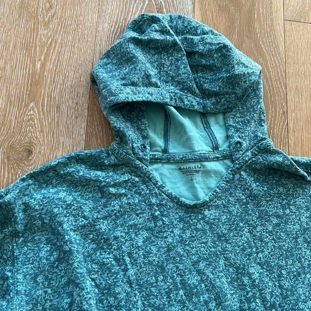 Athleta Sweatshirt - Picture 4 of 10